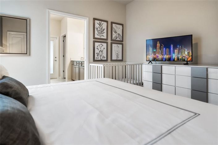 Image No.21-7 Bed Property for sale