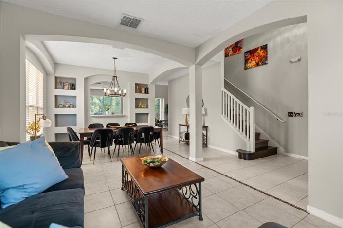 Image No.3-Propriété de 7 chambres à vendre à Kissimmee