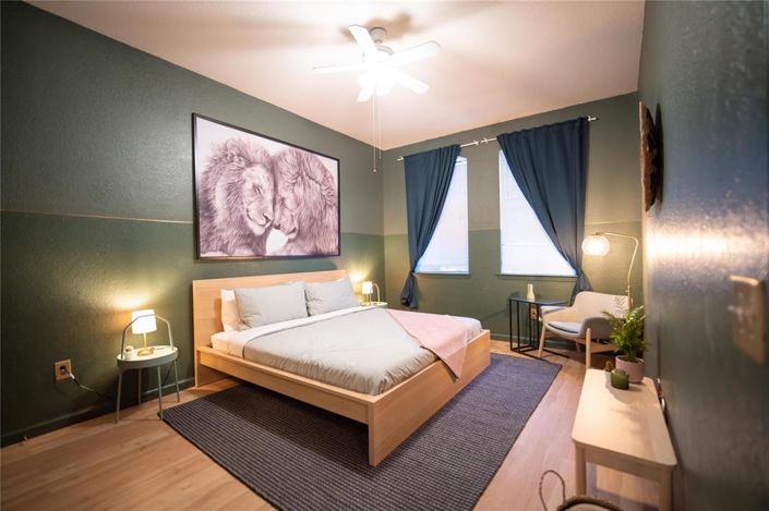 Image No.23-2 Bed Property for sale