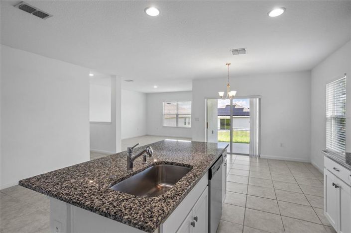 Image No.22-4 Bed Property for sale