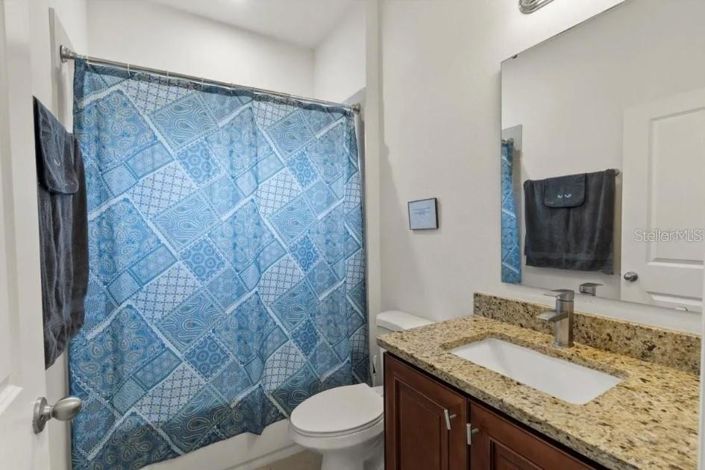 Image No.12-4 Bed Property for sale