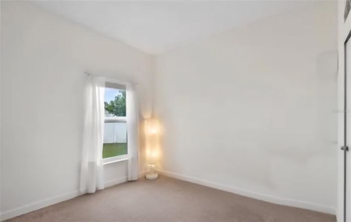 Image No.15-4 Bed Property for sale