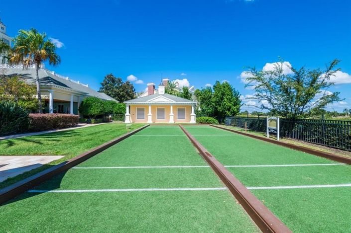 Image No.65-3 Bed Townhouse for sale