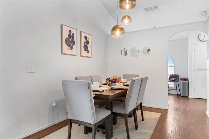 Image No.4-3 Bed Property for sale