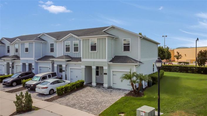 Image No.1-3 Bed Townhouse for sale