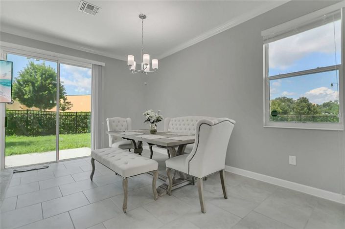 Image No.14-3 Bed Townhouse for sale