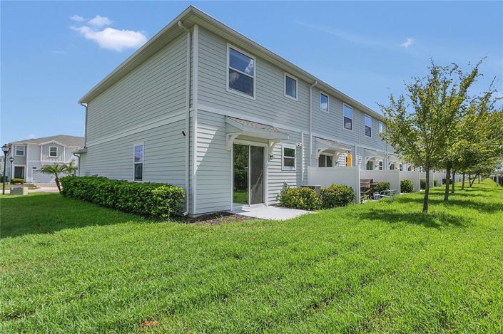 Image No.21-3 Bed Townhouse for sale