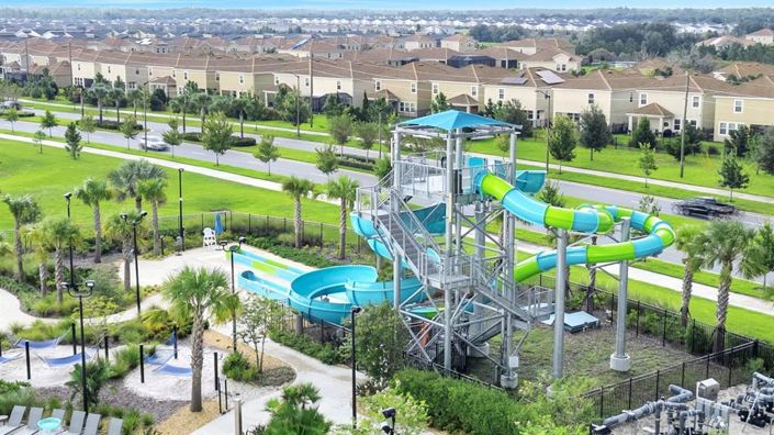 Image No.18-4 Bed Townhouse for sale