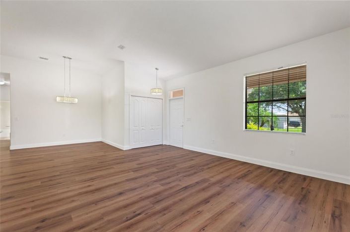 Image No.7-Propriété de 4 chambres à vendre à Davenport