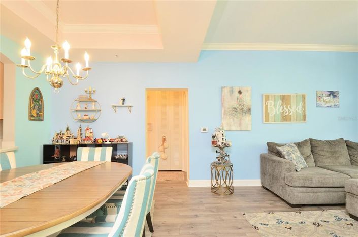 Image No.5-3 Bed Property for sale