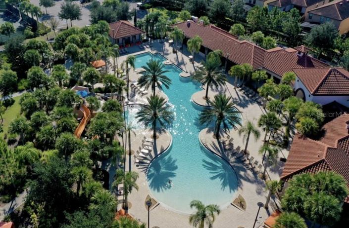 Image No.22-6 Bed Property for sale