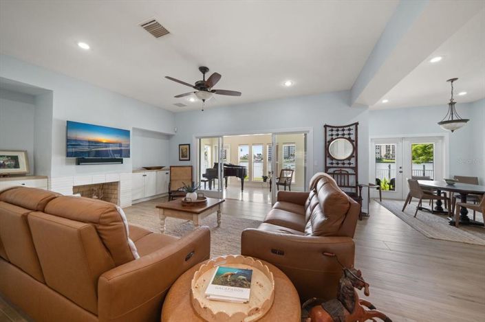 Image No.16-Propriété de 4 chambres à vendre à Floride