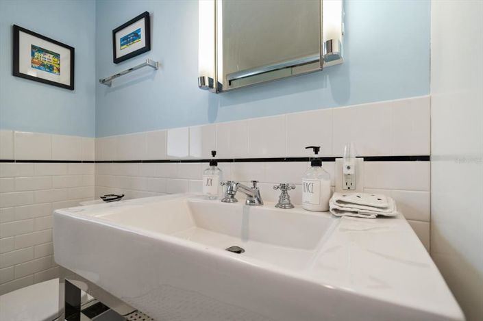 Image No.31-Propriété de 4 chambres à vendre à Clearwater