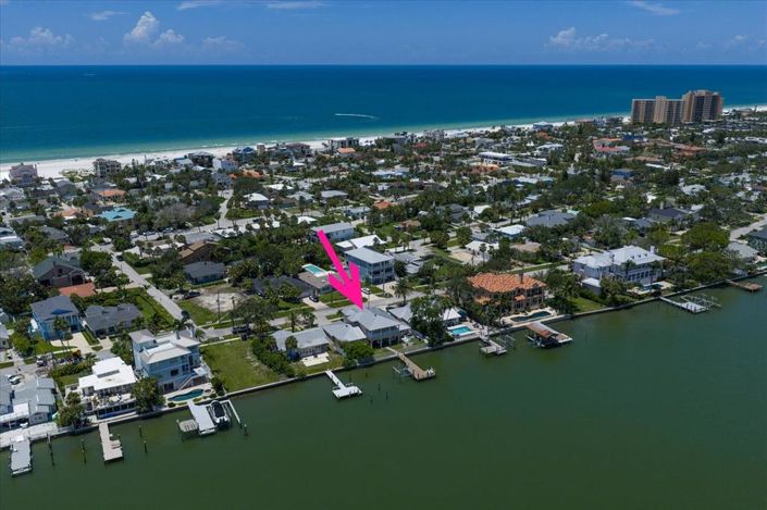 Image No.4-Propriété de 4 chambres à vendre à Floride