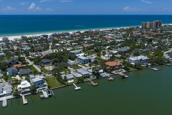 Image No.92-Propriété de 4 chambres à vendre à Floride