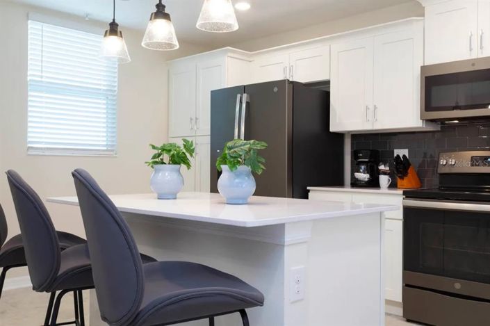 Image No.9-2 Bed Property for sale