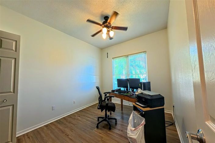 Image No.11-2 Bed Property for sale