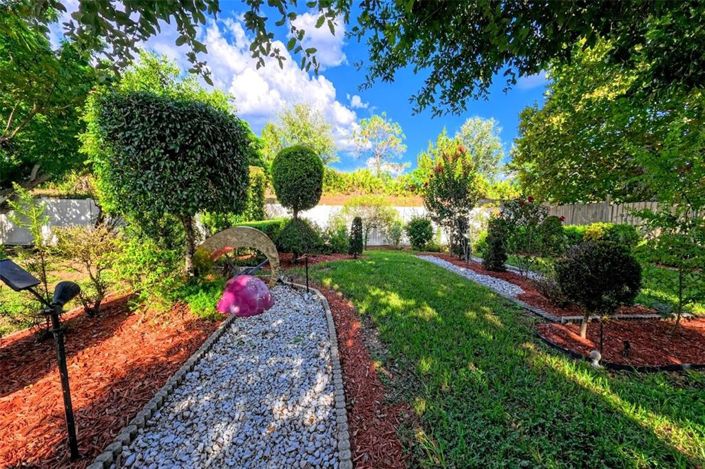 Image No.15-2 Bed Property for sale