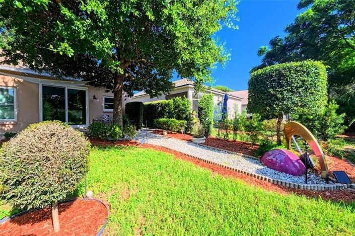 Image No.20-2 Bed Property for sale