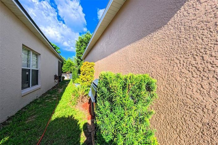 Image No.23-2 Bed Property for sale