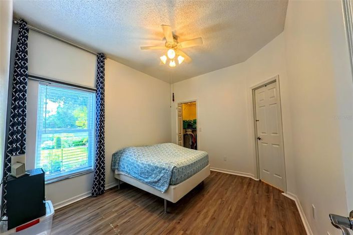 Image No.9-2 Bed Property for sale