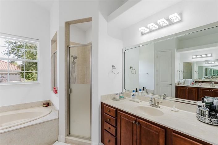 Image No.38-3 Bed Property for sale