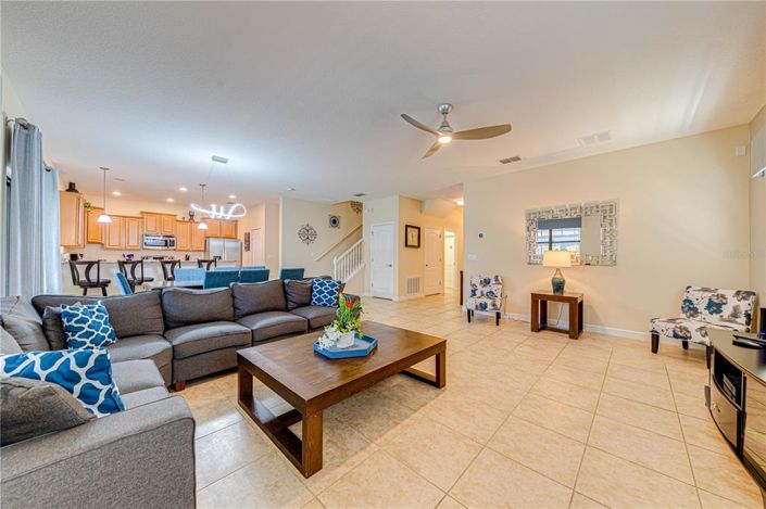 Image No.11-6 Bed Property for sale