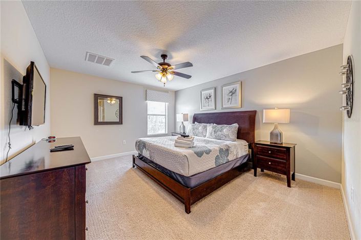 Image No.50-6 Bed Property for sale