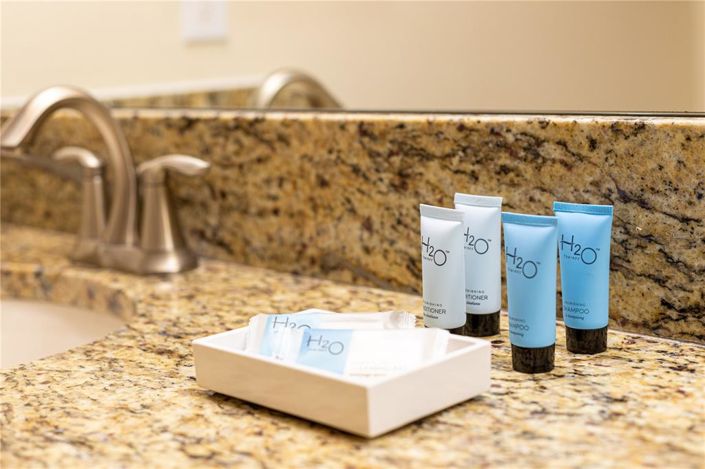 Image No.62-6 Bed Property for sale