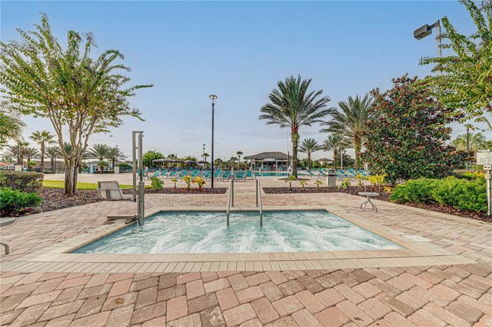 Image No.81-6 Bed Property for sale