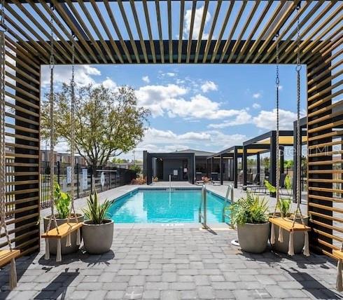 Image No.17-3 Bed Townhouse for sale