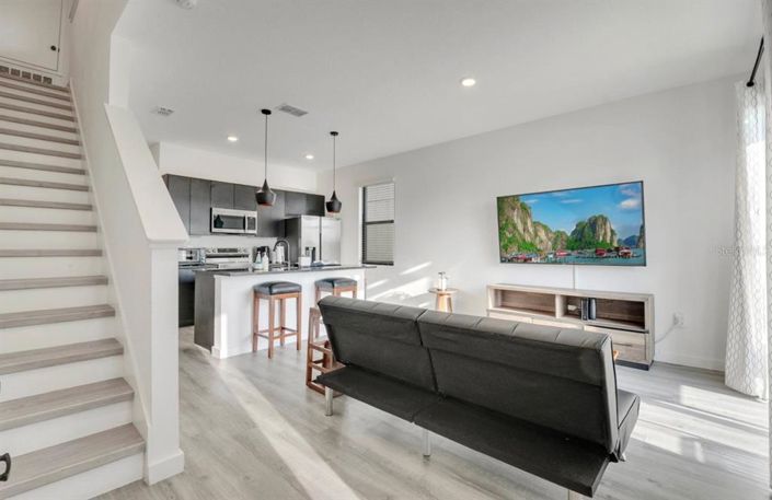 Image No.3-3 Bed Townhouse for sale