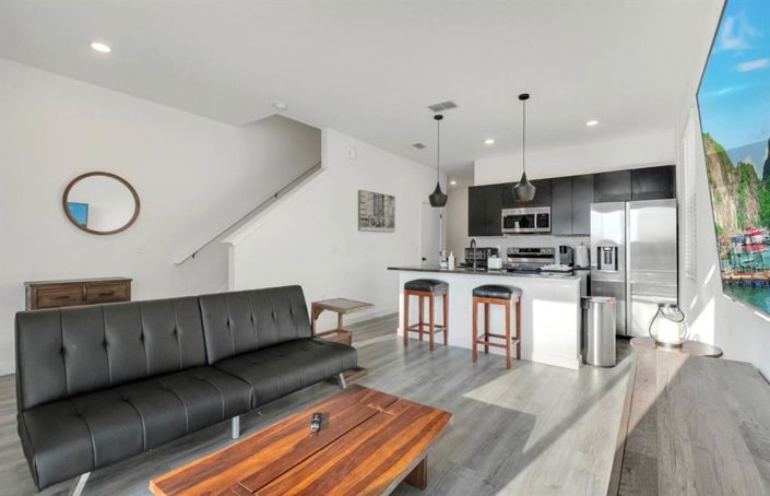 Image No.5-3 Bed Townhouse for sale