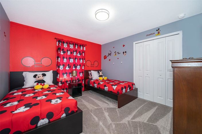 Image No.22-5 Bed Townhouse for sale