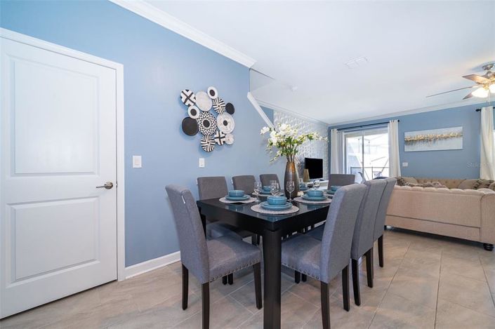 Image No.9-5 Bed Townhouse for sale