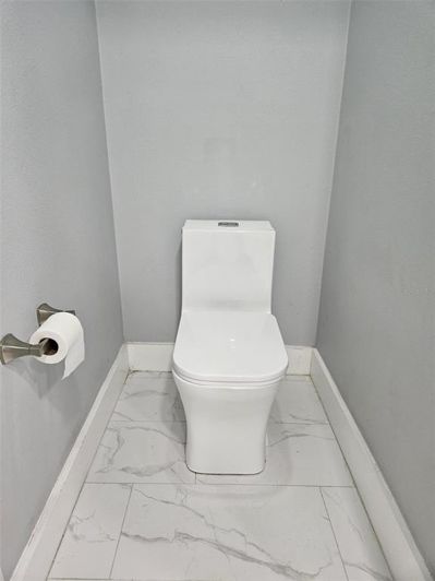 Image No.10-3 Bed Property for sale