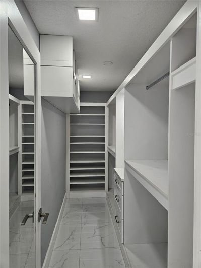 Image No.13-3 Bed Property for sale