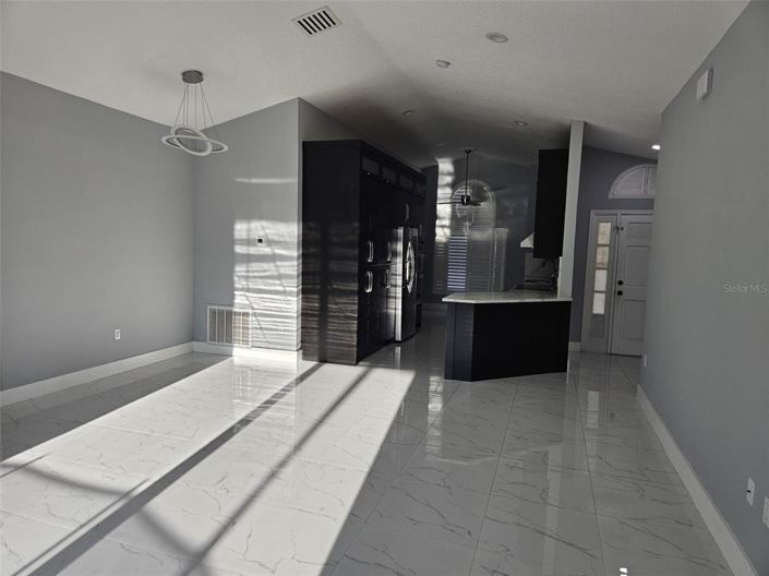 Image No.15-3 Bed Property for sale