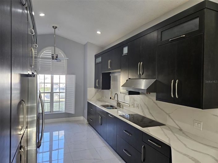 Image No.6-3 Bed Property for sale