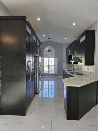 Image No.7-3 Bed Property for sale