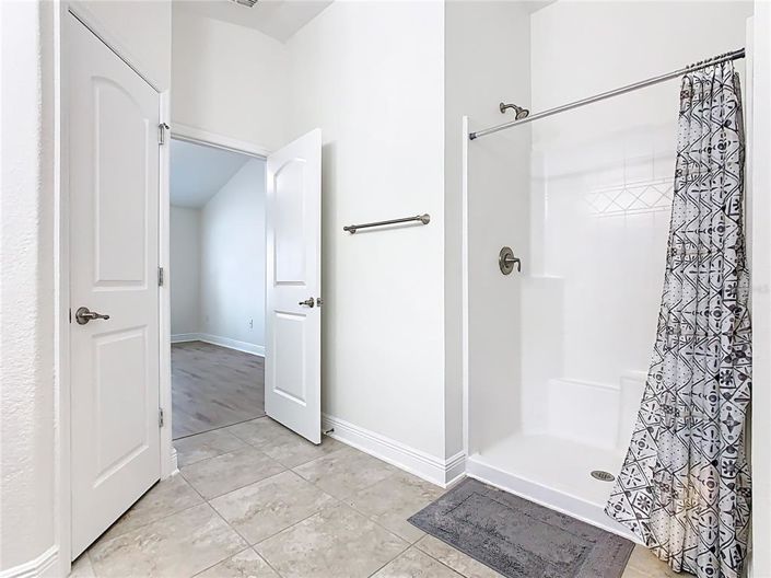 Image No.39-3 Bed Property for sale