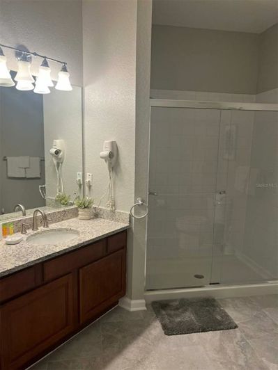 Image No.6-3 Bed Property for sale