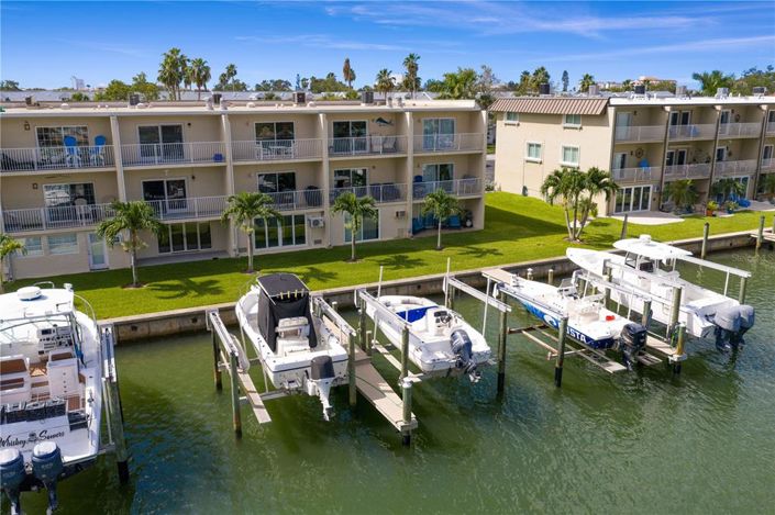 Image No.22-Maison de ville de 2 chambres à vendre à Treasure Island