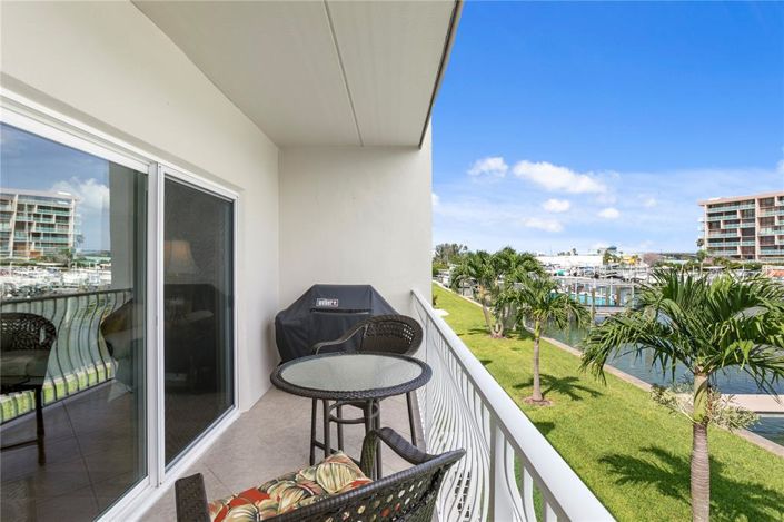 Image No.67-Maison de ville de 2 chambres à vendre à Treasure Island