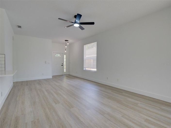 Image No.10-4 Bed Property for sale