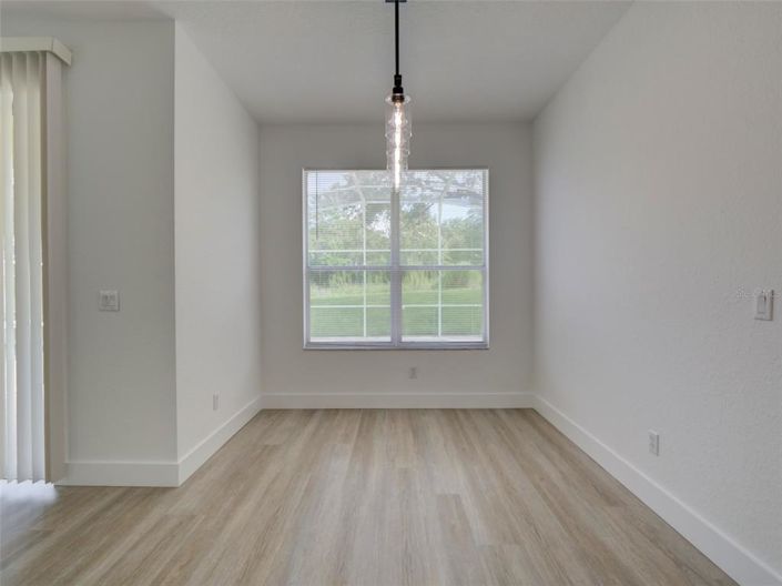 Image No.13-4 Bed Property for sale