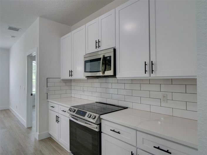 Image No.18-4 Bed Property for sale