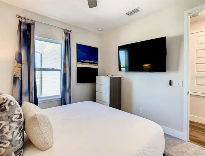 Image No.23-3 Bed Townhouse for sale