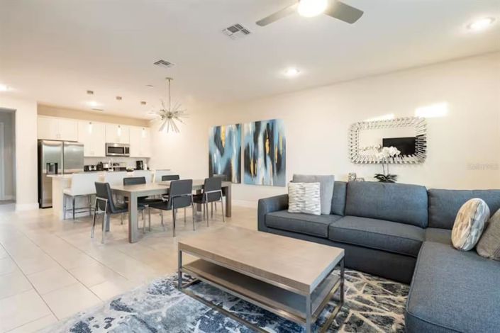 Image No.4-3 Bed Townhouse for sale