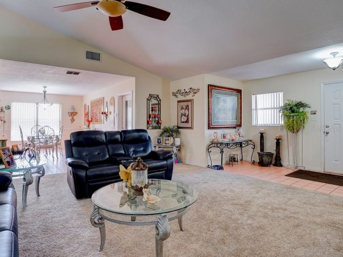 Image No.16-3 Bed Property for sale